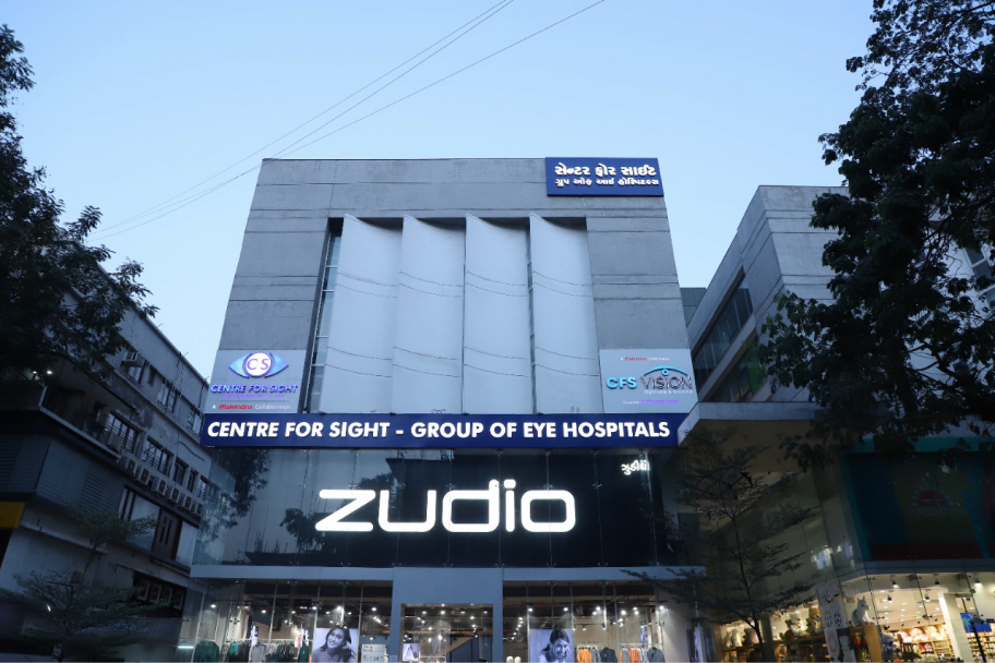 Delhi eye care centre