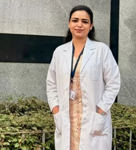 Dr Mani Sachdeva