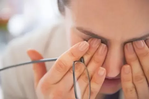 Cataract Surgery – How To Choose The Best Eye Care Center?