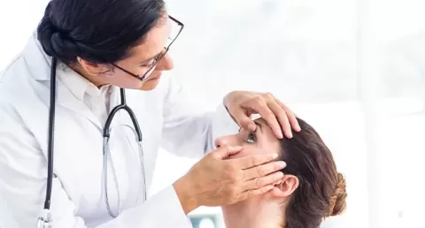 Cataract Surgery – How To Choose The Best Eye Care Center?