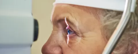 Cataract Surgery – How To Choose The Best Eye Care Center?