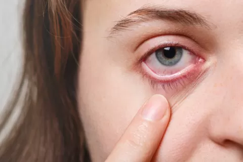 Cataract Surgery – How To Choose The Best Eye Care Center?