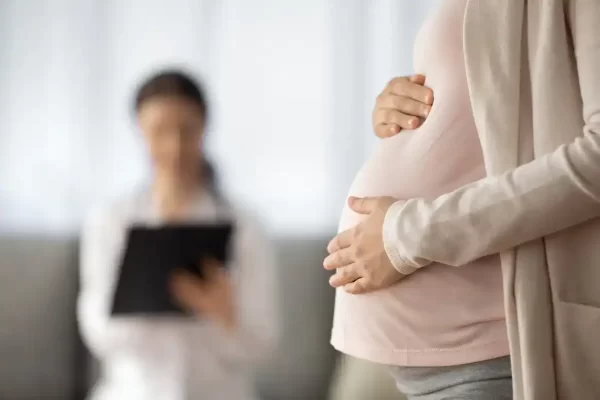 Information on possible eye infection causes during pregnancy